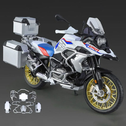 Vue complète de la BMW R1250GS miniature avec accessoires montés et présentés.