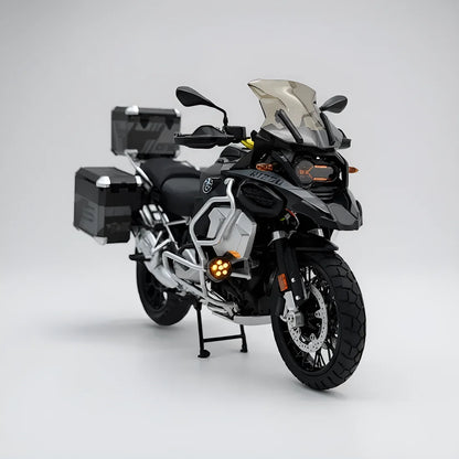 Miniature moto R1250GS noire avec effets lumineux LED jaunes et top cases Adventure échelle 1:7