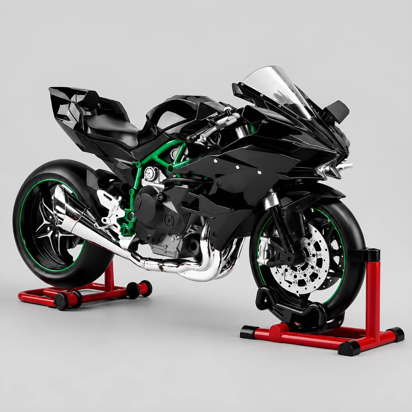 Modèle réduit moto style Ninja H2R 1:9 — carénage noir brillant, cadre vert, stands rouges