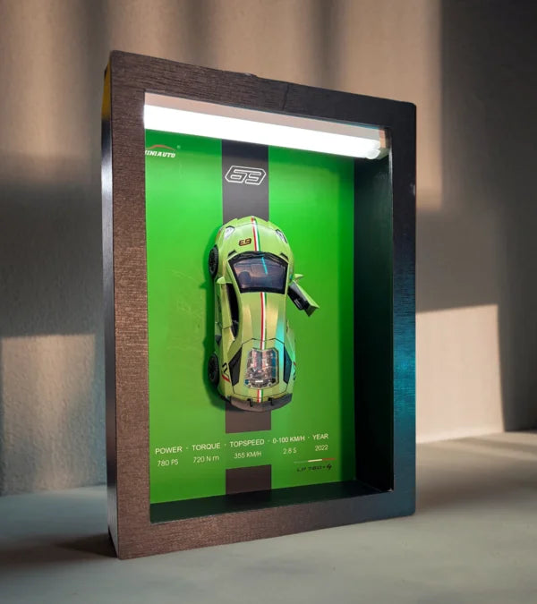 Tableau 3D LED Lamborgini LP780-4 - cadre déco LED style supercar.